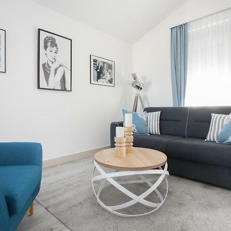 Apartment Movie Primosten Luaran gambar